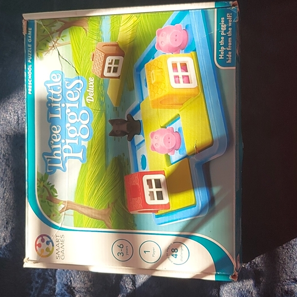 THREE LITTLE PIGGIES DELUXE GAME - Picture 10 of 10